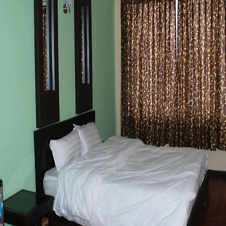 Hotel Family Home Kathmandu Exteriör bild