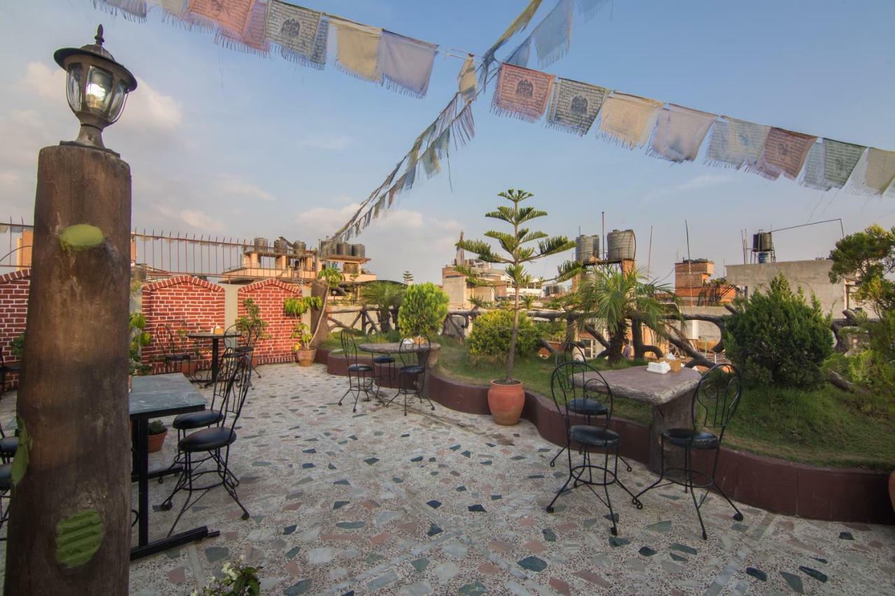 Hotel Family Home Kathmandu Exteriör bild