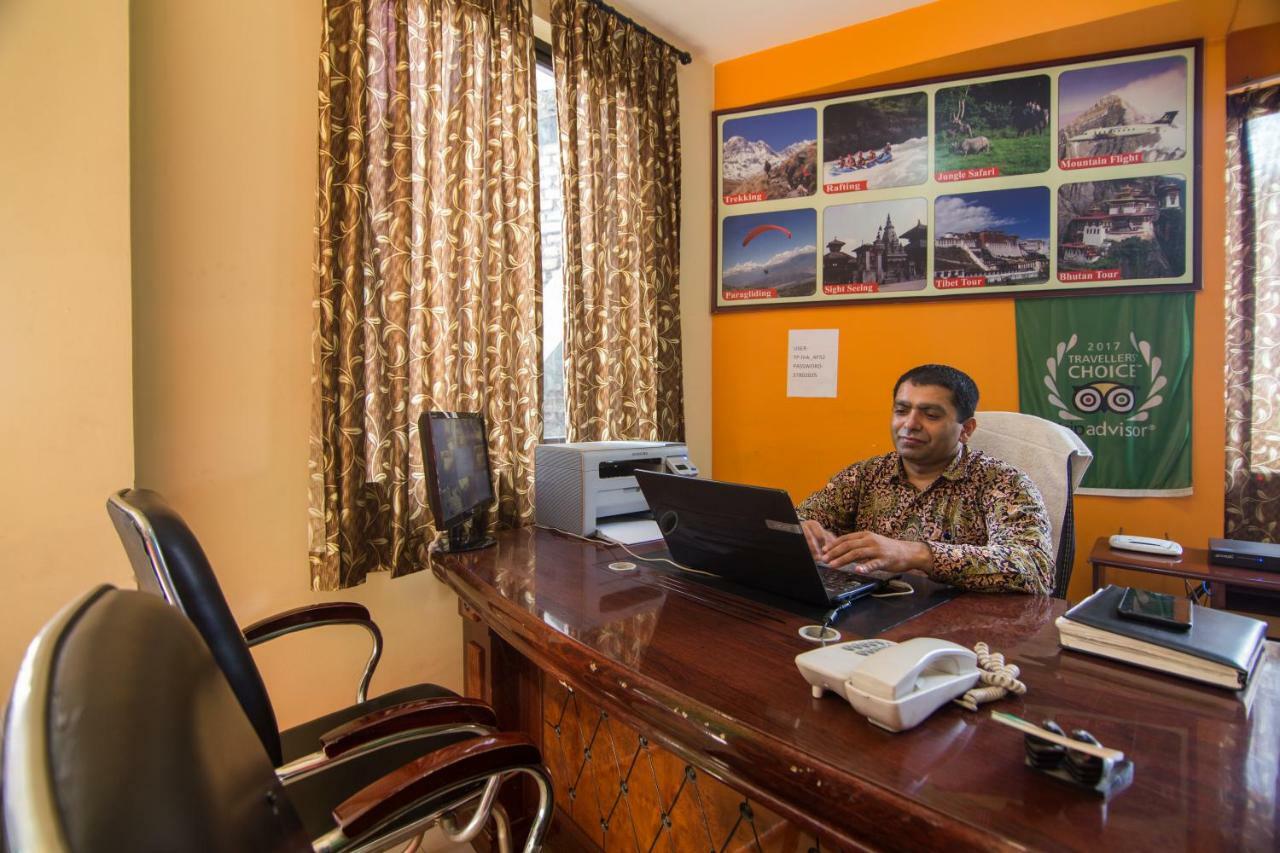 Hotel Family Home Kathmandu Exteriör bild